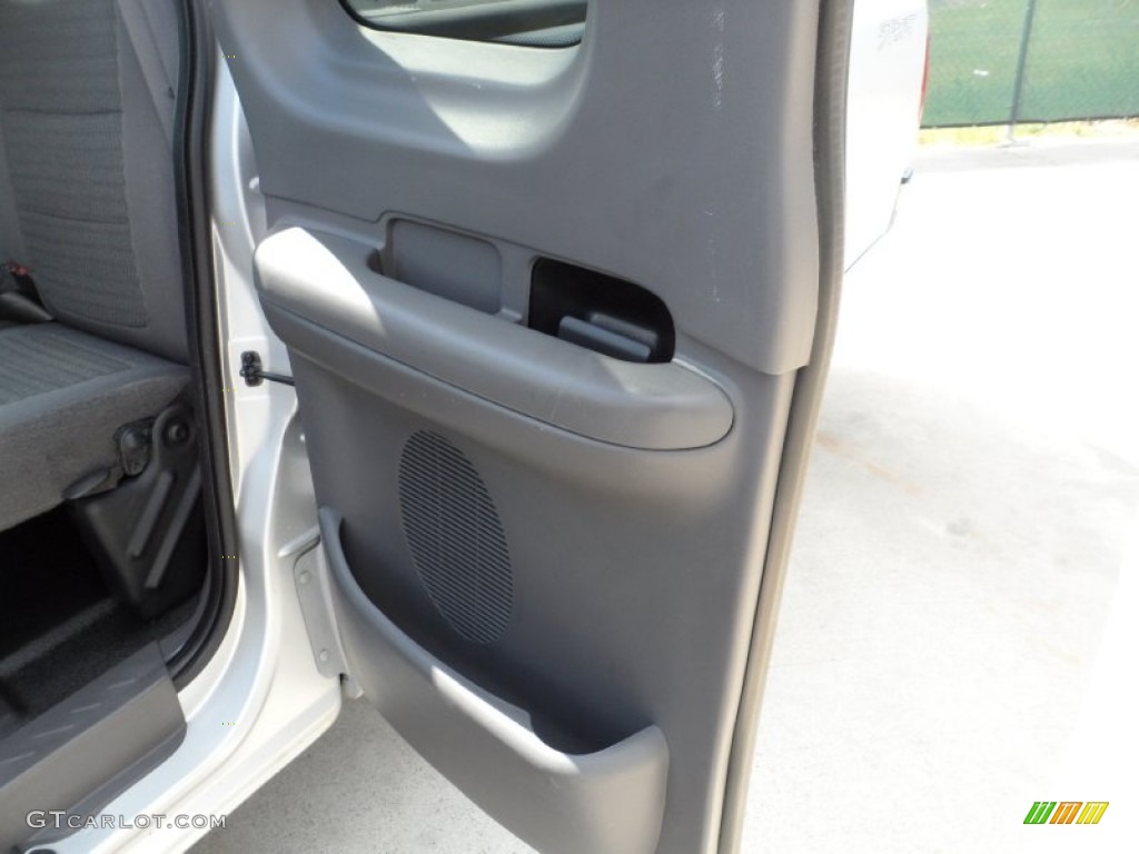 2002 F150 Sport SuperCab - Silver Metallic / Medium Graphite photo #33