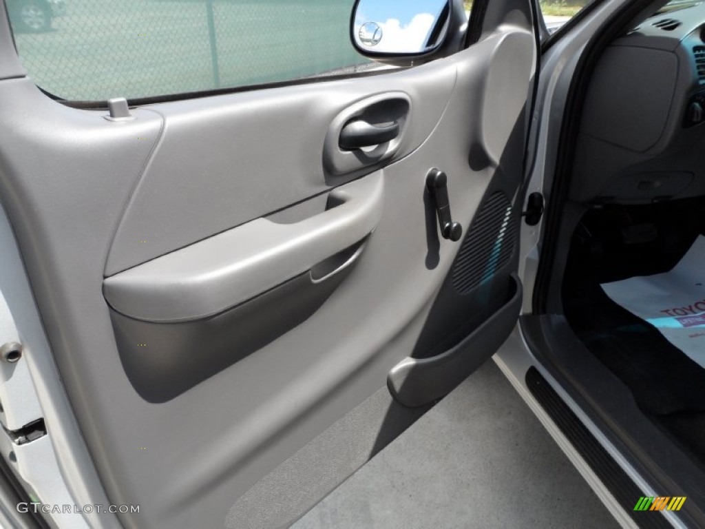 2002 F150 Sport SuperCab - Silver Metallic / Medium Graphite photo #35