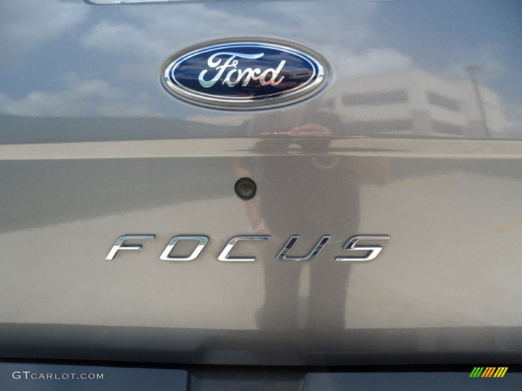 2009 Focus SEL Sedan - Sterling Grey Metallic / Charcoal Black photo #27