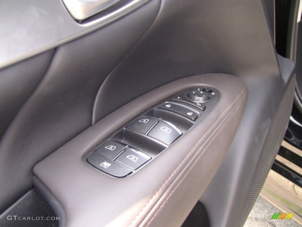 2011 Infiniti M 37x AWD Sedan Controls Photo #50590289