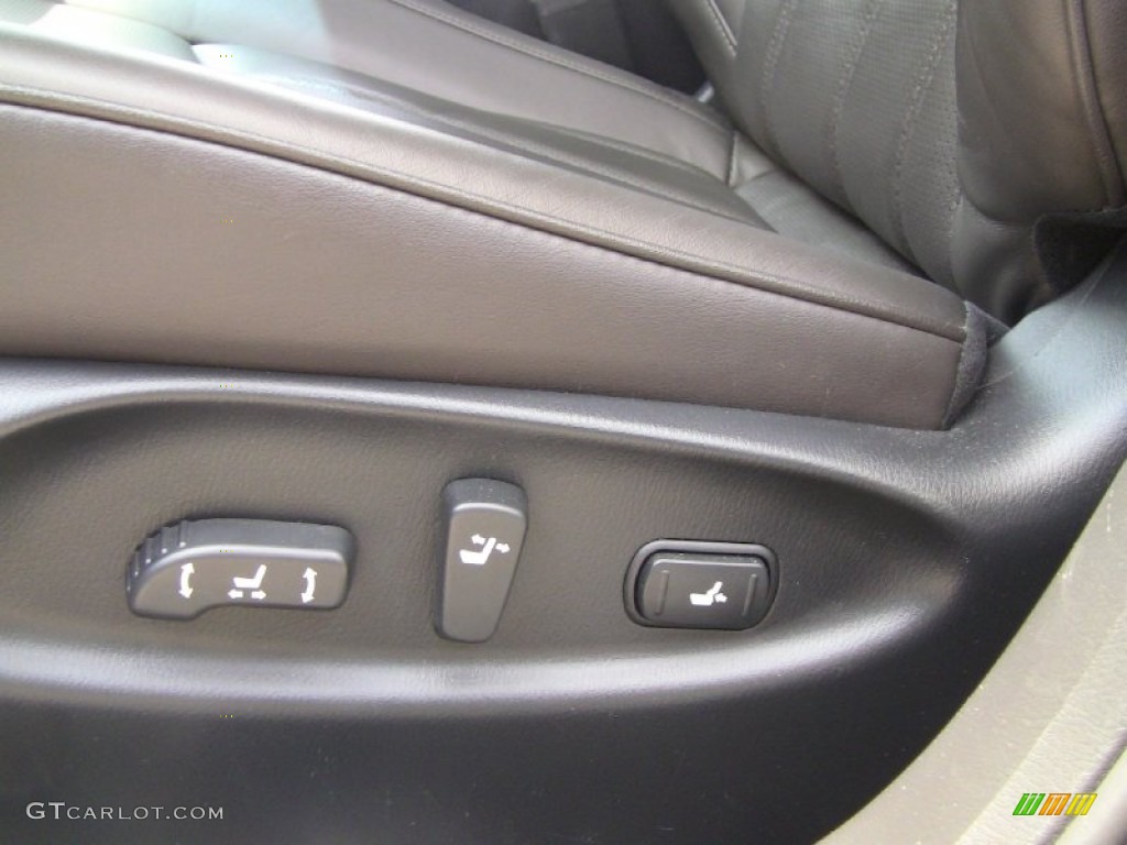 2011 Infiniti M 37x AWD Sedan Controls Photo #50590325