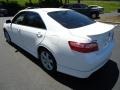 Super White - Camry SE Photo No. 5