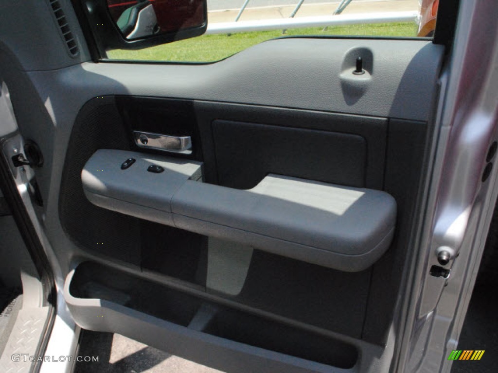 2006 F150 XLT SuperCrew - Silver Metallic / Medium/Dark Flint photo #3
