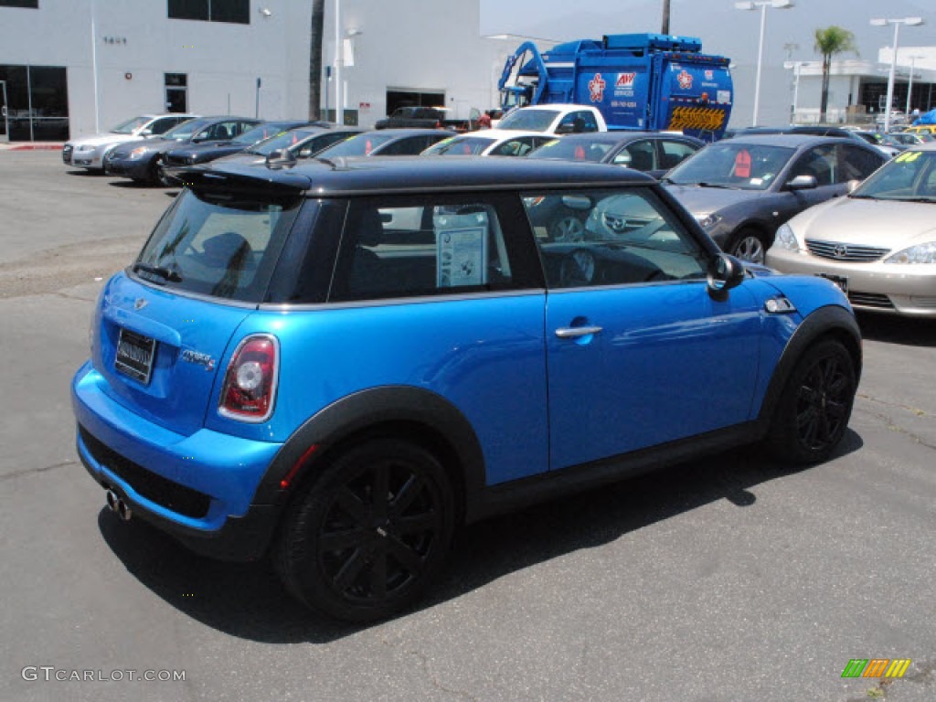 2009 Cooper S Hardtop - Laser Blue Metallic / Checkered Carbon Black/Black photo #8