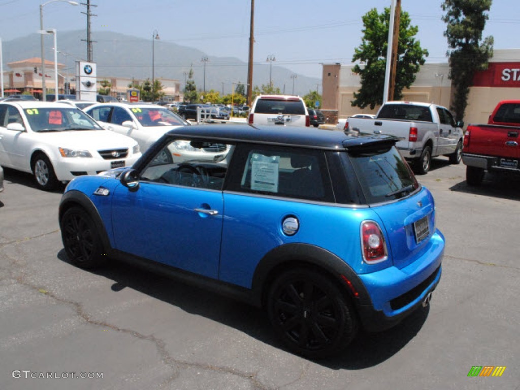 2009 Cooper S Hardtop - Laser Blue Metallic / Checkered Carbon Black/Black photo #11