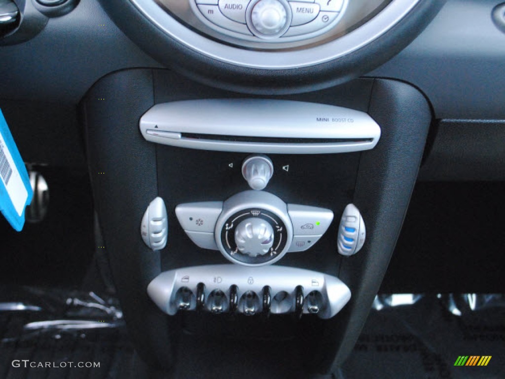 2009 Cooper S Hardtop - Laser Blue Metallic / Checkered Carbon Black/Black photo #20