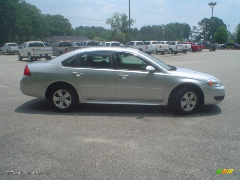 2010 Impala LT - Silver Ice Metallic / Gray photo #4