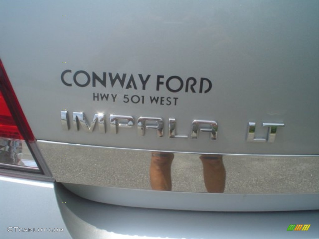 2010 Impala LT - Silver Ice Metallic / Gray photo #8