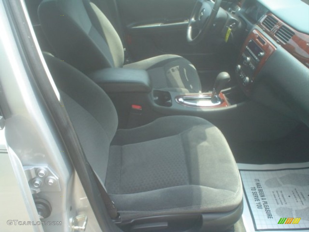 2010 Impala LT - Silver Ice Metallic / Gray photo #20