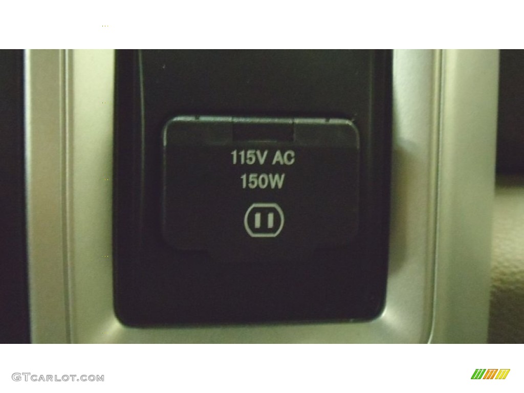 2011 Ram 2500 HD SLT Crew Cab 4x4 - Brilliant Black Crystal Pearl / Light Pebble Beige/Bark Brown photo #20