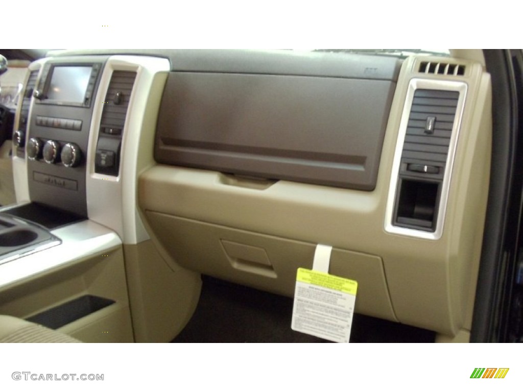 2011 Ram 2500 HD SLT Crew Cab 4x4 - Brilliant Black Crystal Pearl / Light Pebble Beige/Bark Brown photo #22