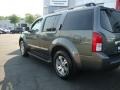 2008 Storm Gray Nissan Pathfinder LE 4x4  photo #4