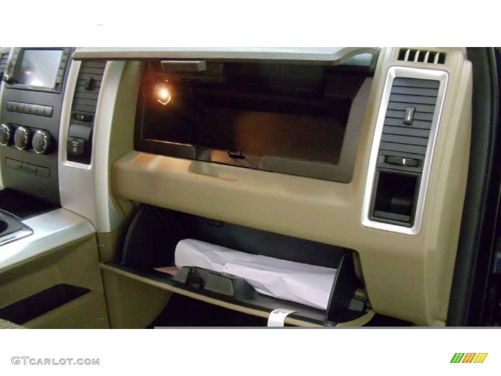 2011 Ram 2500 HD SLT Crew Cab 4x4 - Brilliant Black Crystal Pearl / Light Pebble Beige/Bark Brown photo #23