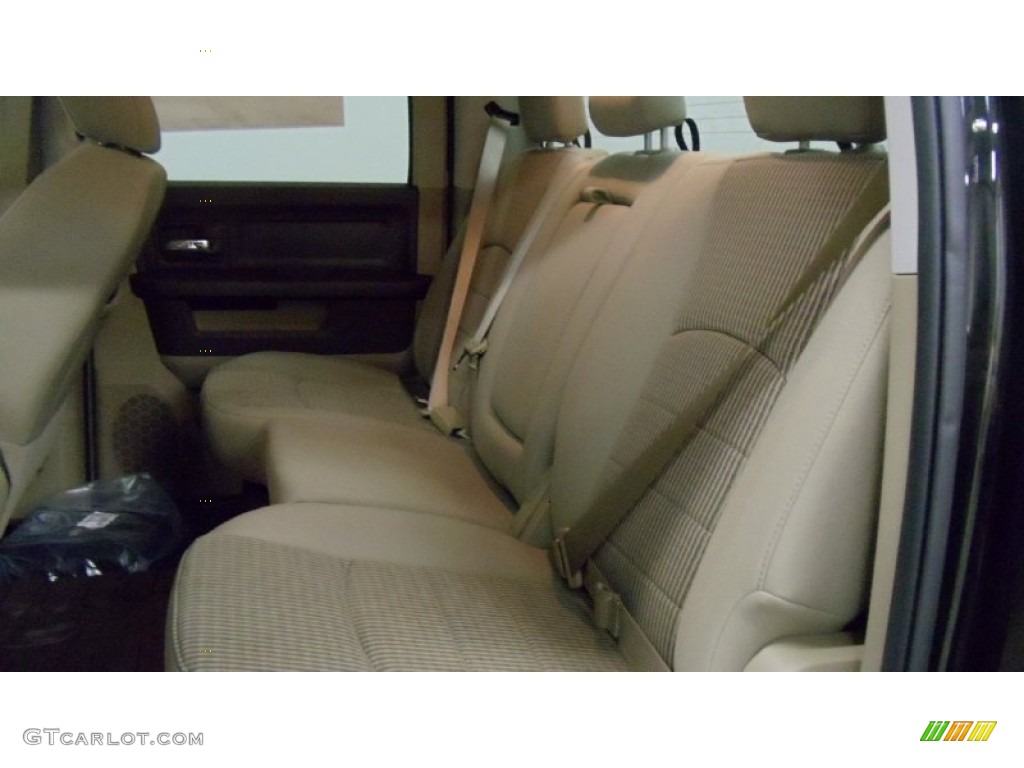 2011 Ram 2500 HD SLT Crew Cab 4x4 - Brilliant Black Crystal Pearl / Light Pebble Beige/Bark Brown photo #25