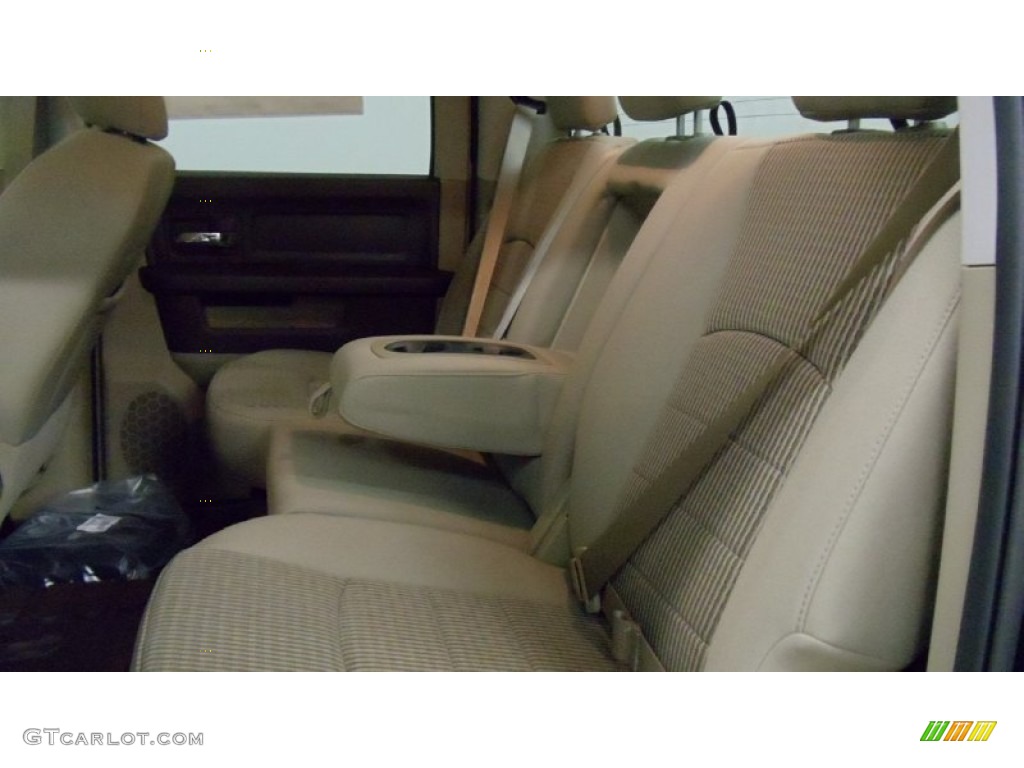 2011 Ram 2500 HD SLT Crew Cab 4x4 - Brilliant Black Crystal Pearl / Light Pebble Beige/Bark Brown photo #26