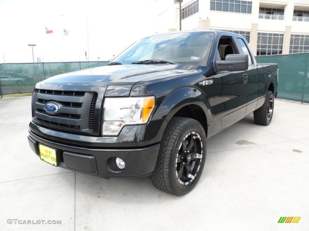 2010 F150 STX SuperCab - Tuxedo Black / Medium Stone photo #7