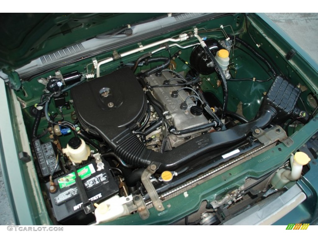2001 Nissan Frontier XE King Cab 2.4 Liter DOHC 16-Valve 4 Cylinder Engine Photo #50602074