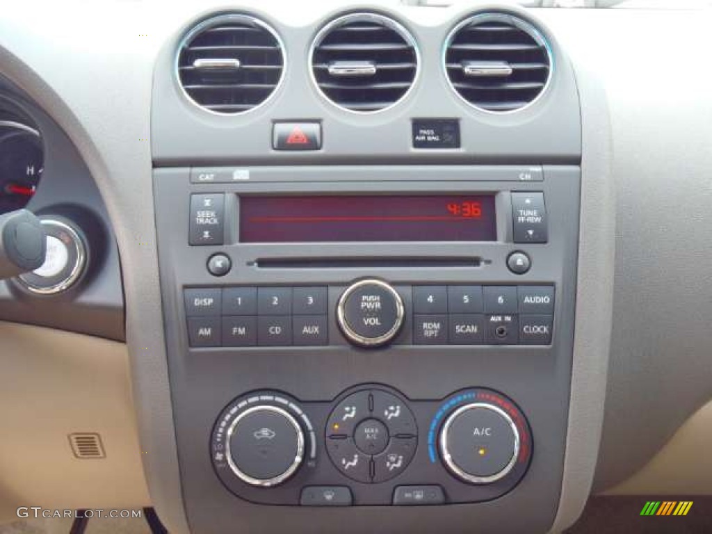 2012 Nissan Altima 2.5 S Controls Photo #50602173