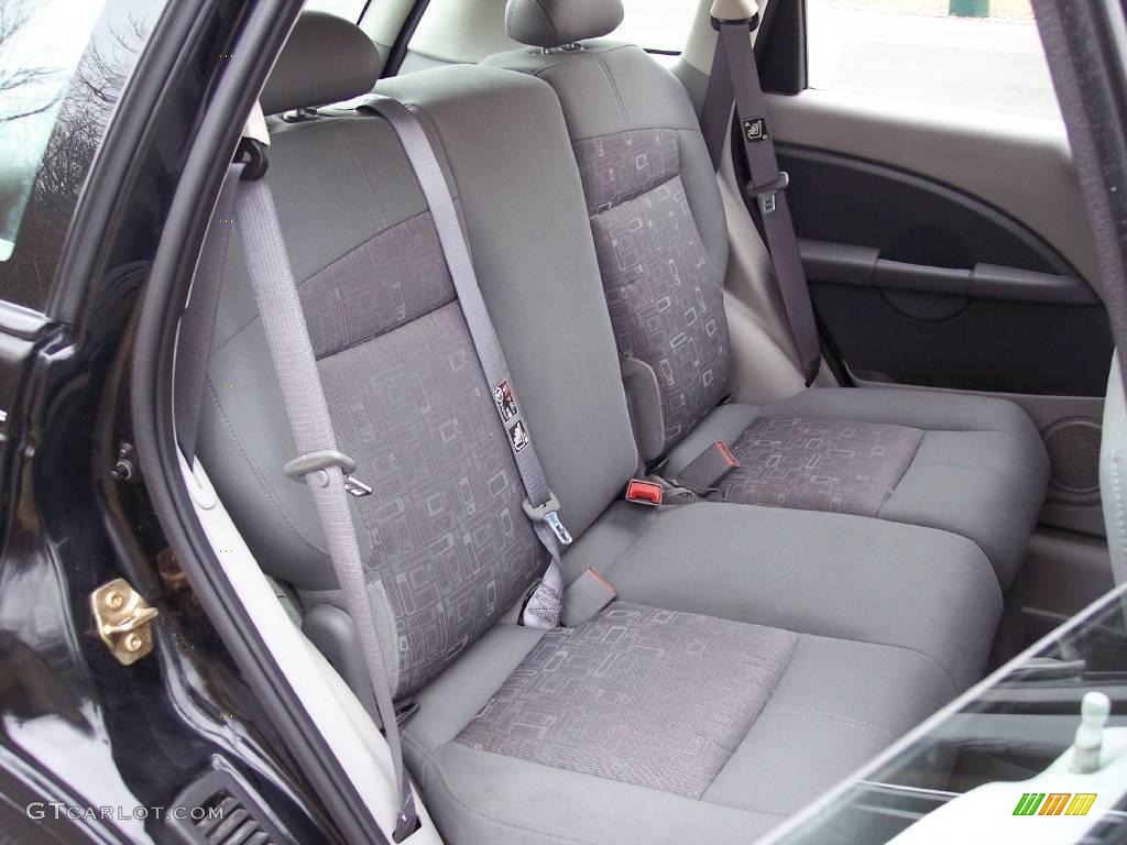 2006 Chrysler PT Cruiser Standard PT Cruiser Model Rear Seat Photo #5060242