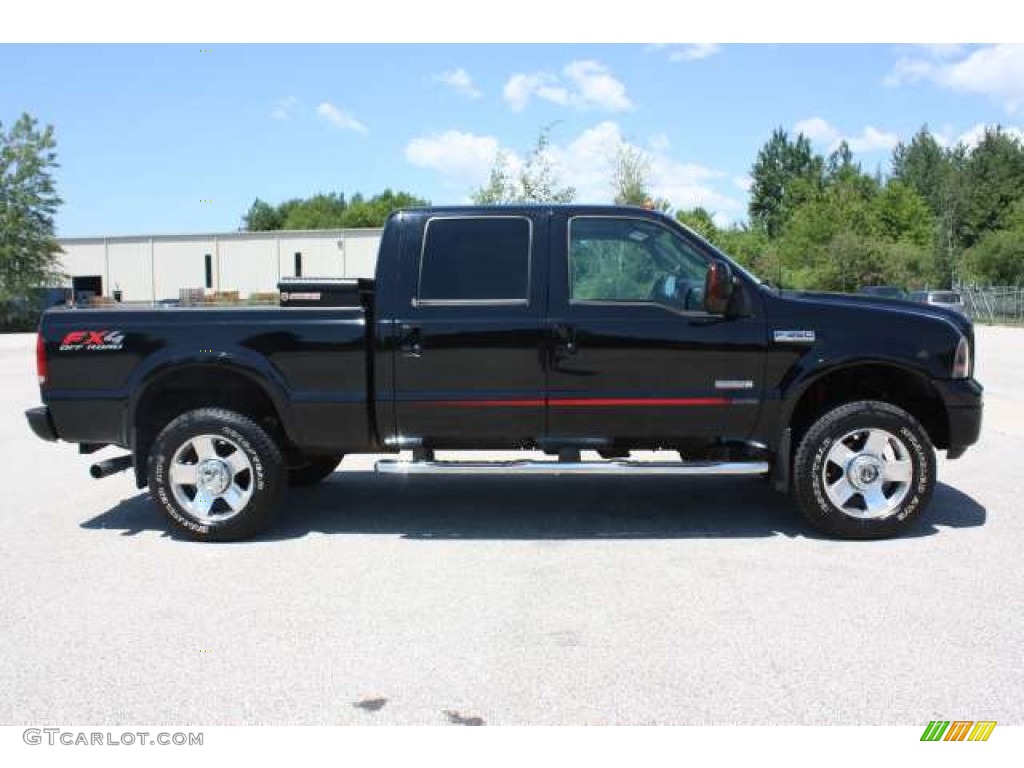 2007 F350 Super Duty Lariat Outlaw Crew Cab 4x4 - Black / Outlaw Black/Red photo #4