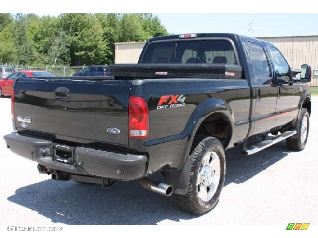 2007 F350 Super Duty Lariat Outlaw Crew Cab 4x4 - Black / Outlaw Black/Red photo #5