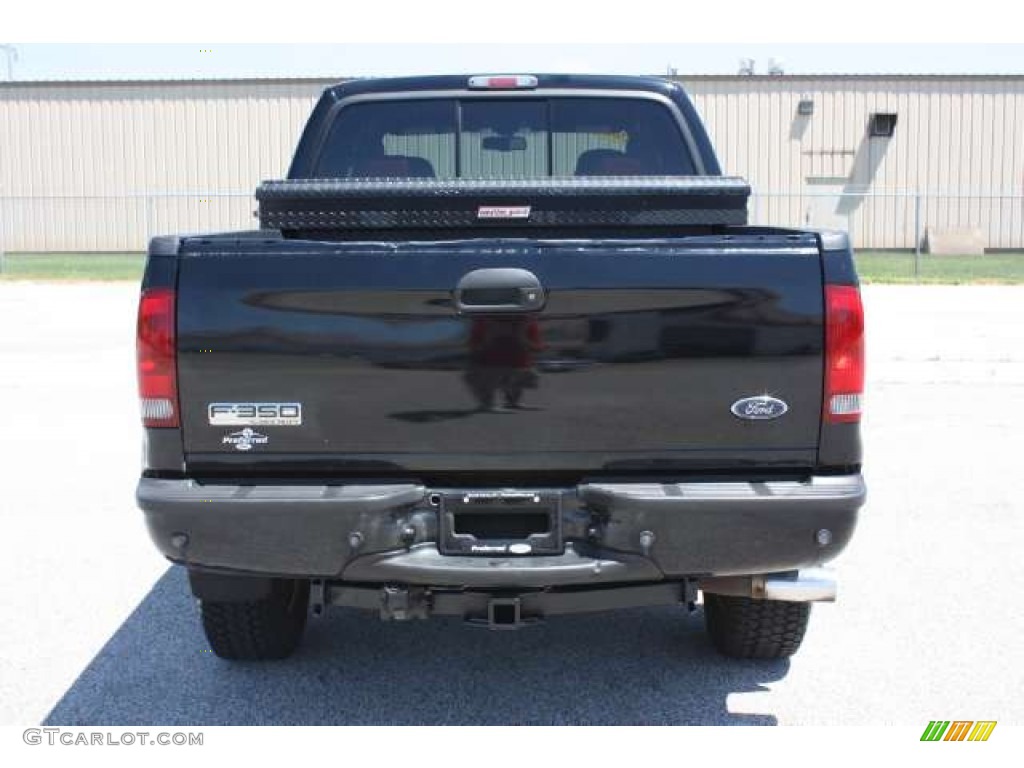 2007 F350 Super Duty Lariat Outlaw Crew Cab 4x4 - Black / Outlaw Black/Red photo #6