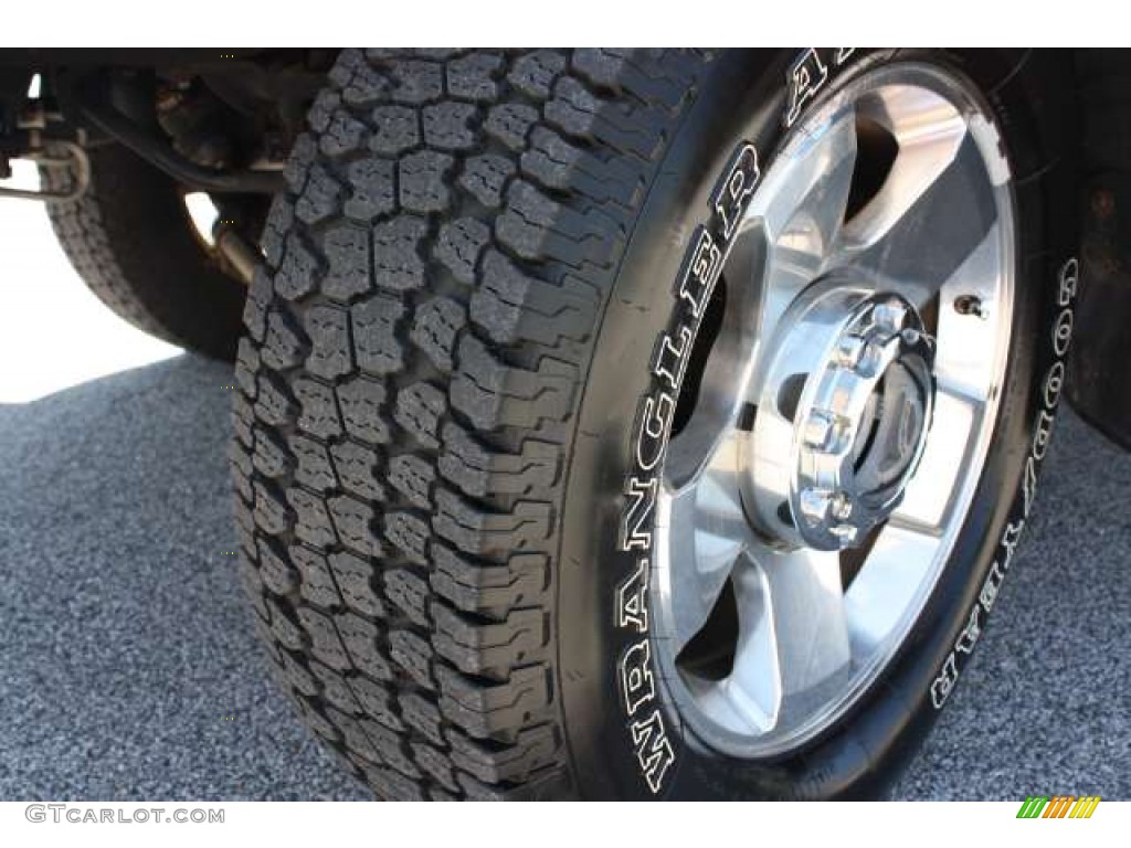 2007 F350 Super Duty Lariat Outlaw Crew Cab 4x4 - Black / Outlaw Black/Red photo #9