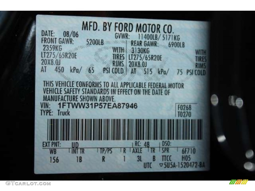 2007 F350 Super Duty Lariat Outlaw Crew Cab 4x4 - Black / Outlaw Black/Red photo #24