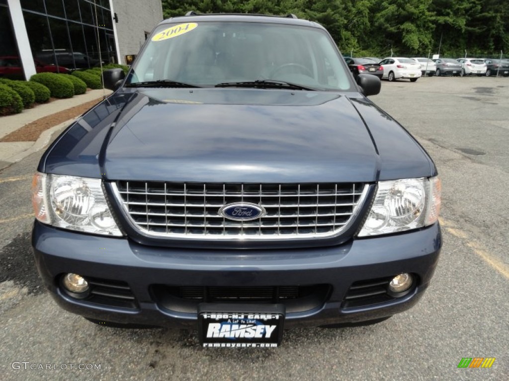 2004 Explorer XLT 4x4 - Dark Blue Pearl Metallic / Graphite photo #5