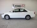 Super White - Camry LE Photo No. 33