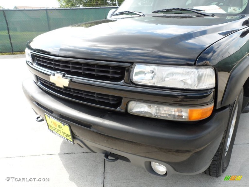 2005 Tahoe LT 4x4 - Black / Gray/Dark Charcoal photo #13