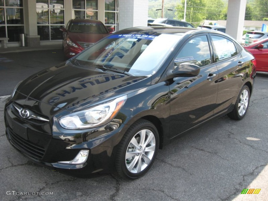 Ultra Black 2012 Hyundai Accent GLS 4 