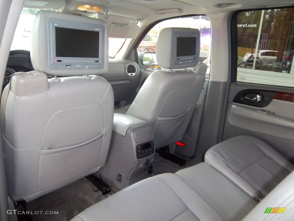 Light Gray Interior 2005 GMC Envoy XL SLT Photo #50607456