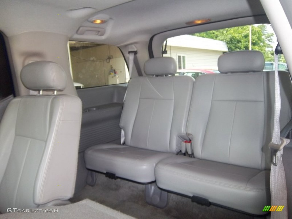 Light Gray Interior 2005 GMC Envoy XL SLT Photo #50607564