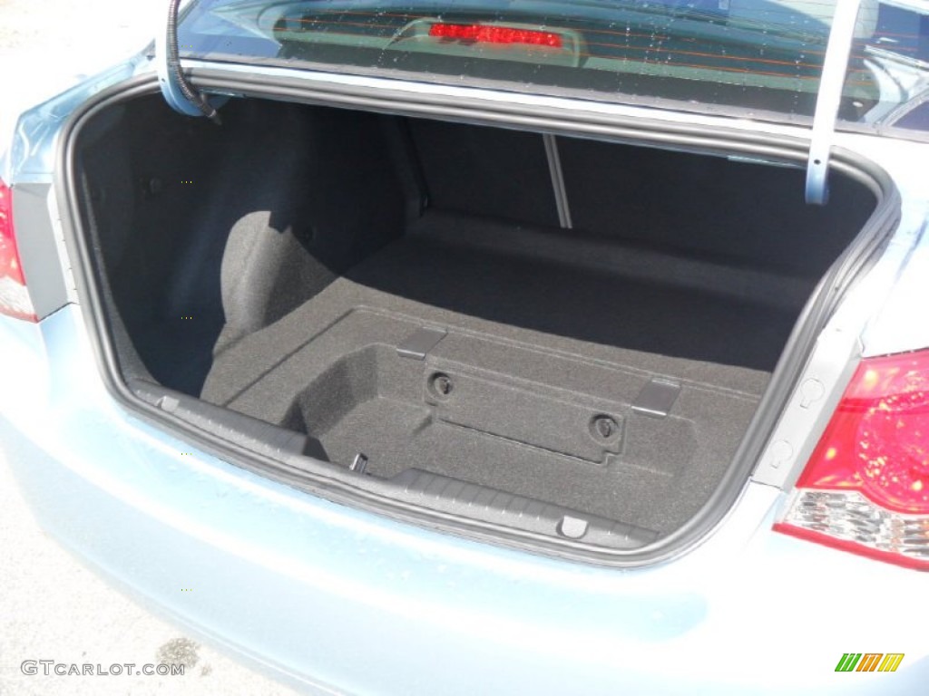 2011 Chevrolet Cruze ECO Trunk Photo #50607786