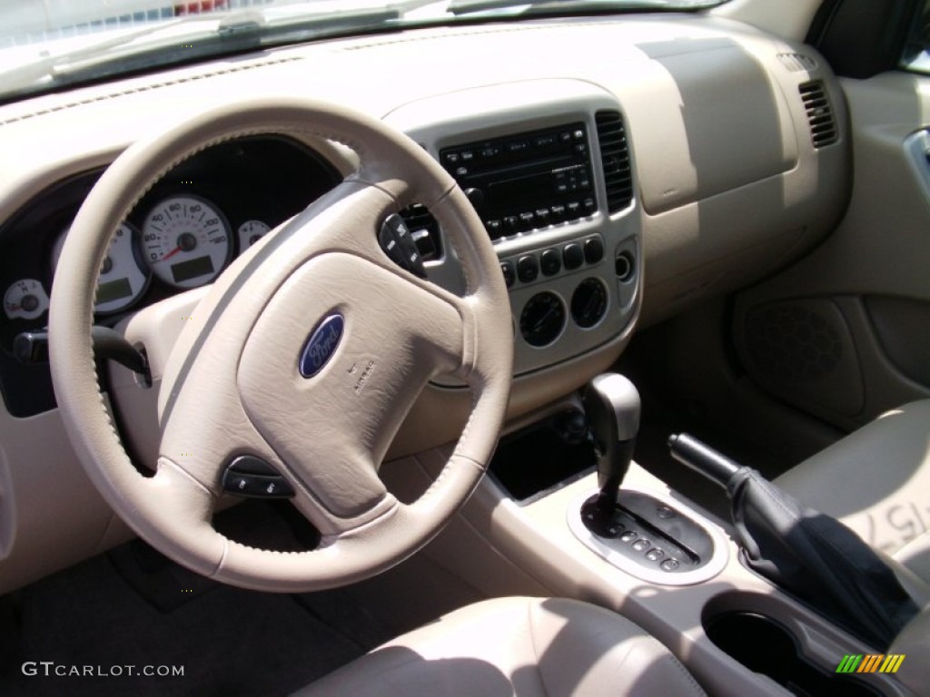 2007 Ford Escape Limited 4WD Medium/Dark Pebble Dashboard Photo #50608668