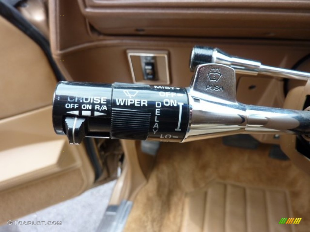 1987 Oldsmobile Cutlass Supreme Coupe Controls Photo #50610540