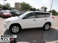 Super White - RAV4 4WD Photo No. 5