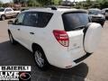 Super White - RAV4 4WD Photo No. 6
