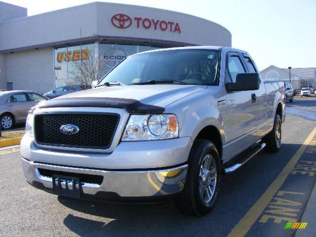 2006 F150 XLT SuperCab - Silver Metallic / Medium Flint photo #1