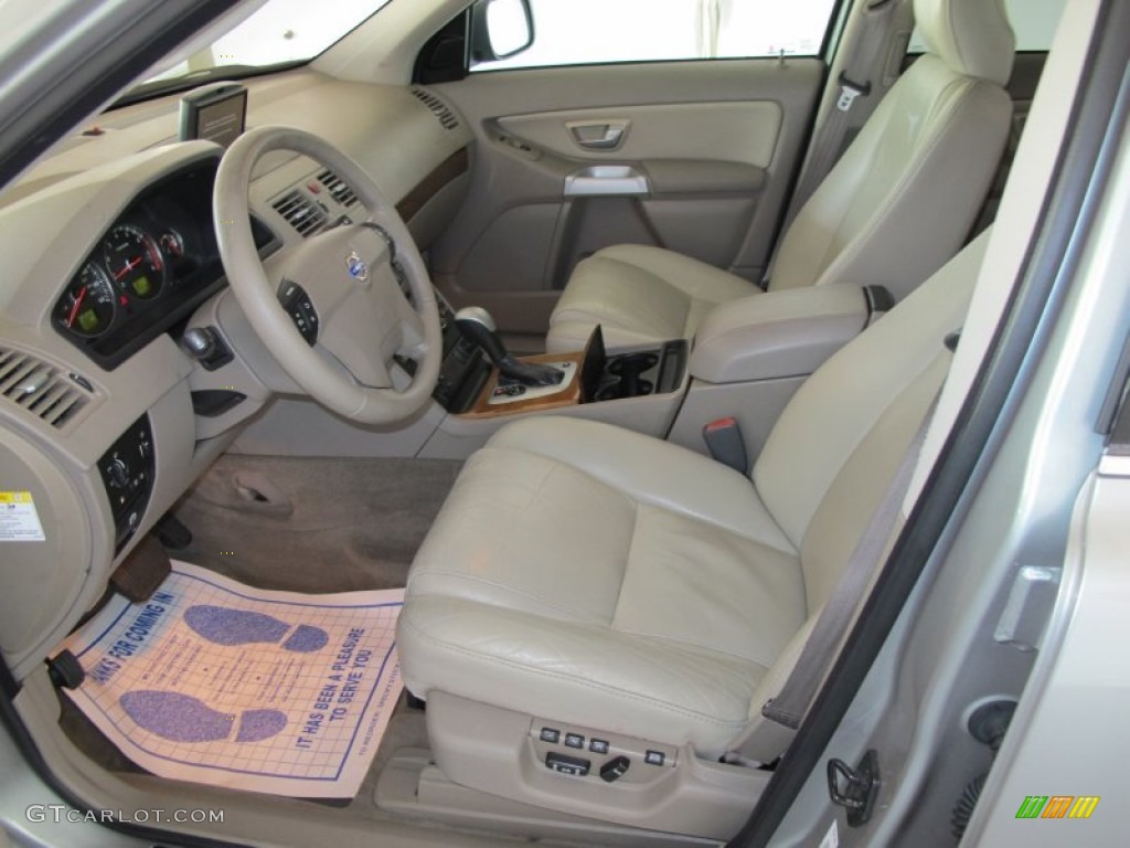Taupe Interior 2004 Volvo XC90 T6 AWD Photo #50611980