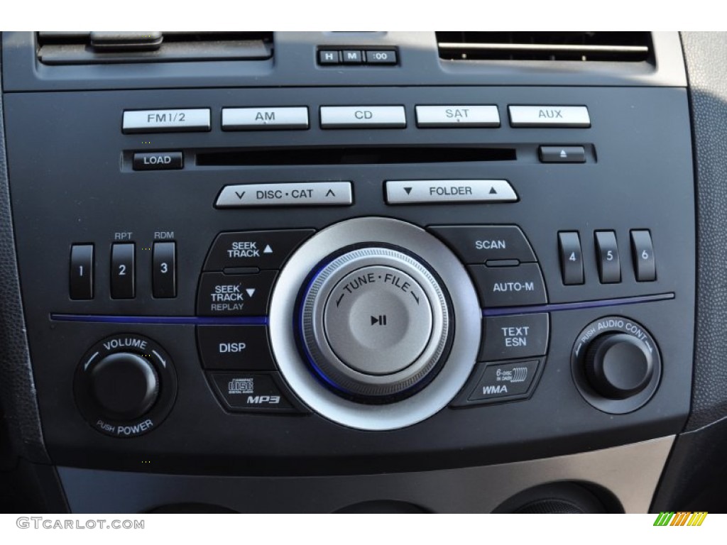 2010 Mazda MAZDA3 s Grand Touring 5 Door Controls Photo #50613273