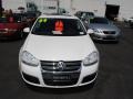 Candy White - Jetta SE Sedan Photo No. 2