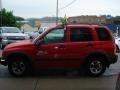 Wildfire Red - Tracker ZR2 4WD Photo No. 5