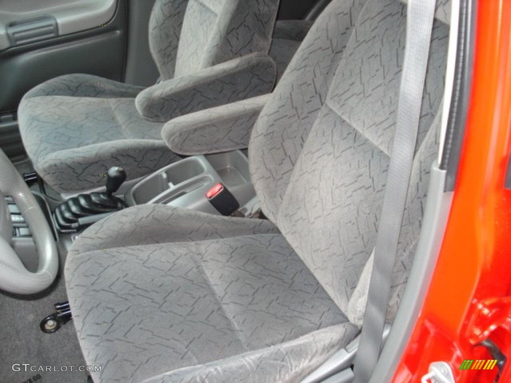 Medium Gray Interior 2004 Chevrolet Tracker ZR2 4WD Photo #50616588