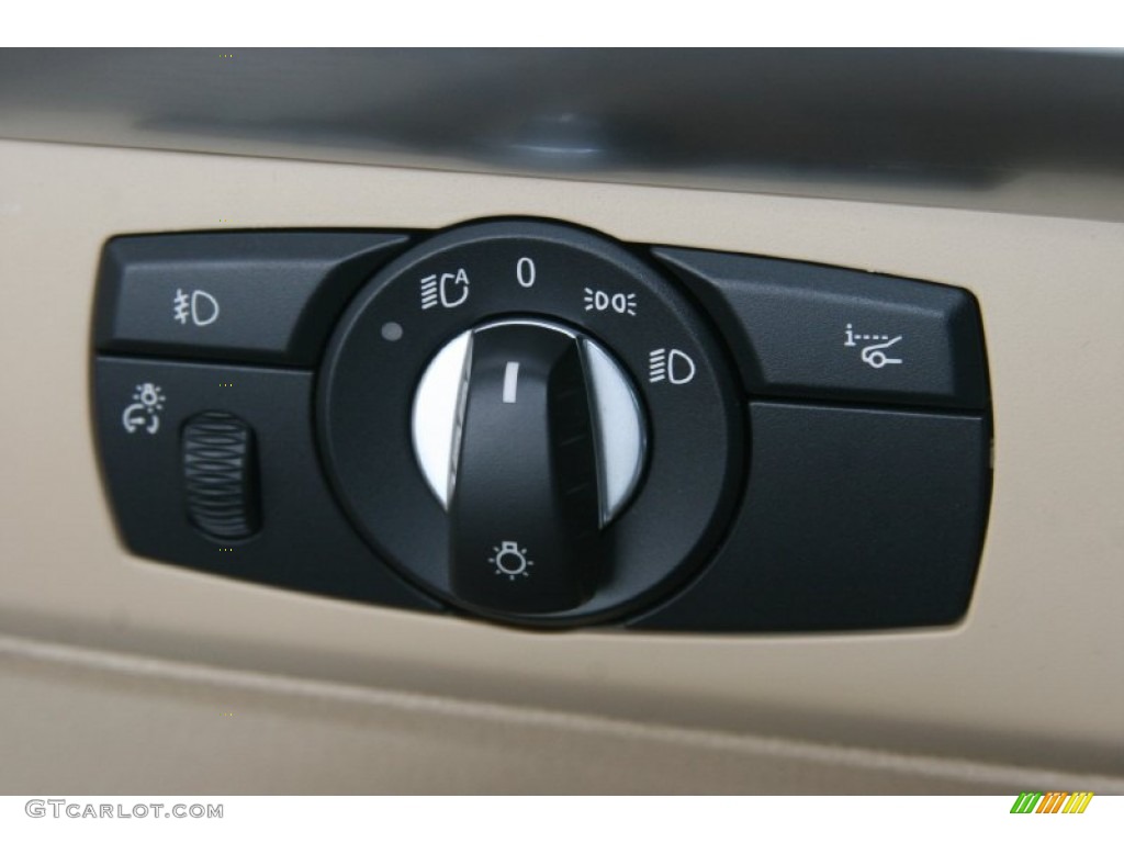 2012 BMW X5 xDrive50i Controls Photo #50616855