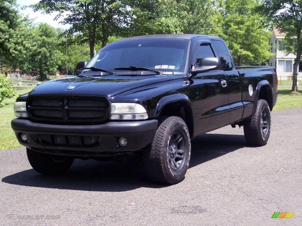 2003 Dakota Sport Club Cab 4x4 - Black / Dark Slate Gray photo #2