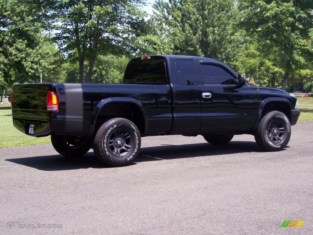 2003 Dakota Sport Club Cab 4x4 - Black / Dark Slate Gray photo #11