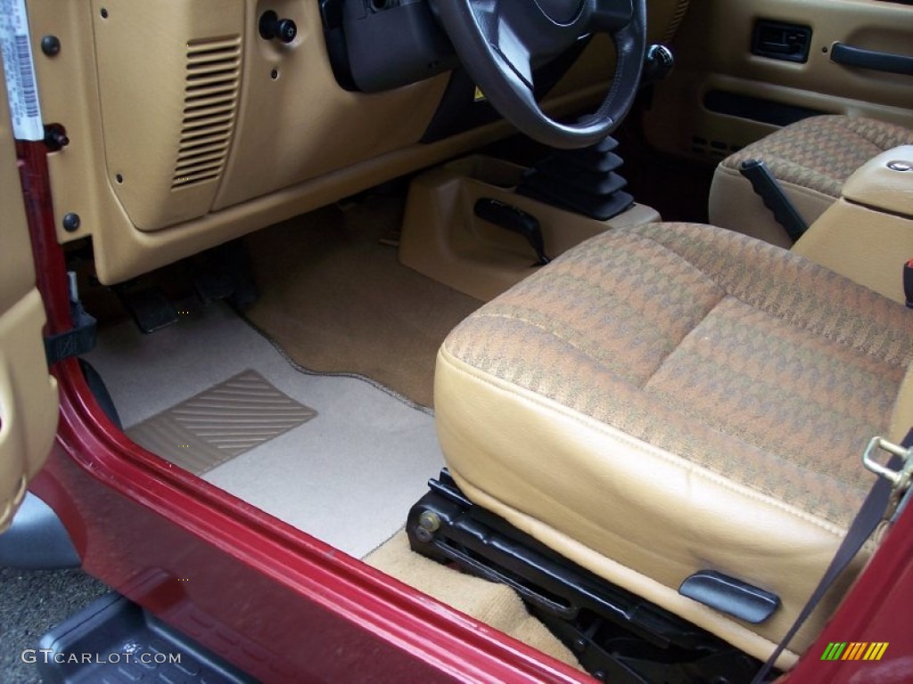 1998 Wrangler Sport 4x4 - Chili Pepper Red Pearl / Khaki photo #32