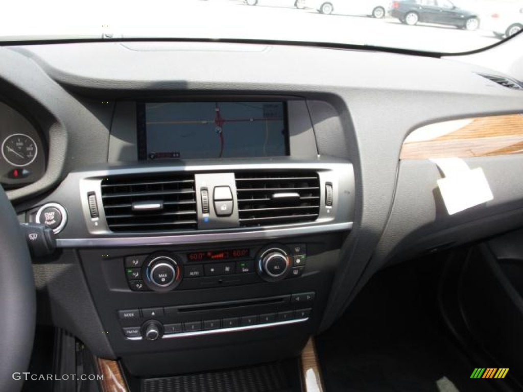2011 BMW X3 xDrive 35i Controls Photo #50621889